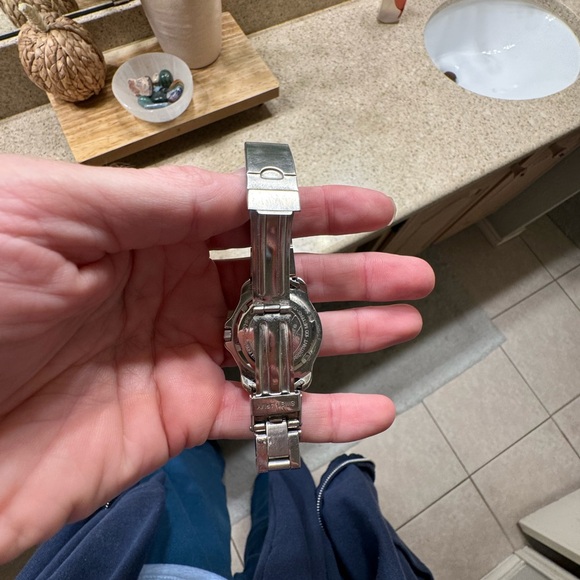 Swiss army watch - Picture 4 of 4